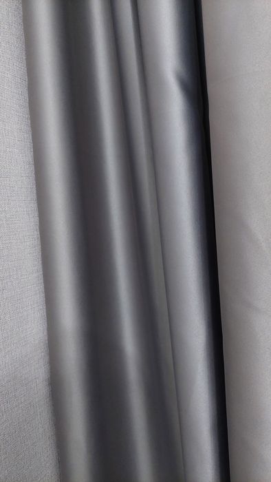 Продам новые шторы Blackout 5м