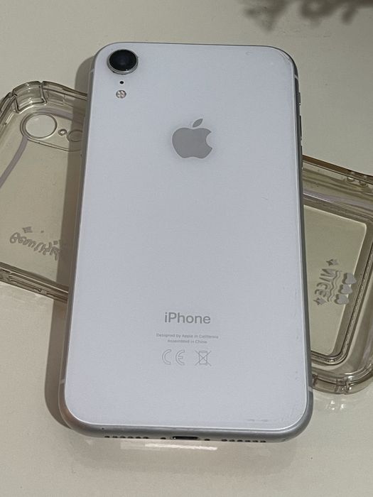 iPhone XR , 64GB