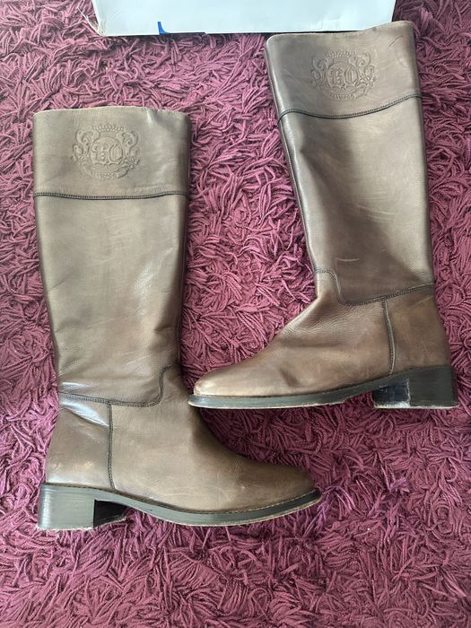 Зимни ботуши на Guess