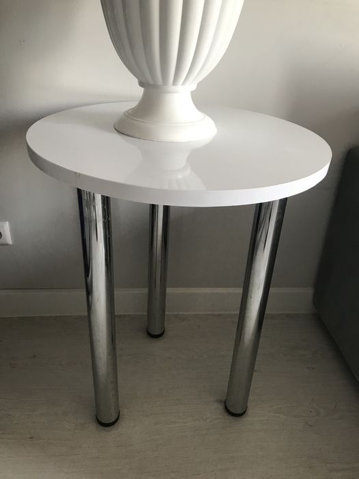 Круглый стол мдф