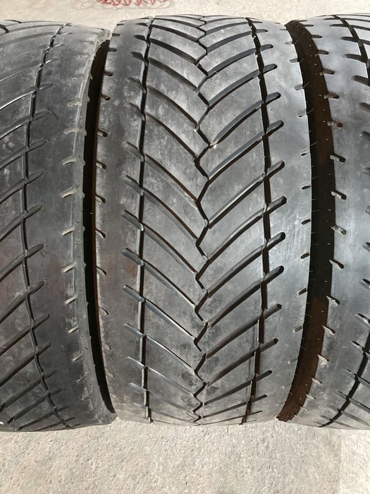 Диференциални Гуми за камион 315-45-22.5