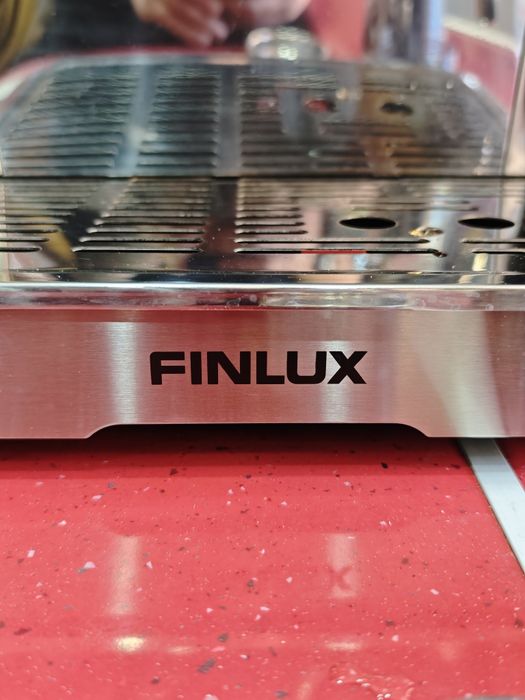 Finlux FEM-1935D
Нов модел на finlux. Купих я преди седмица и са направени 10 кафето но не е моята машина.
Цена:250 евро.
Нов модел на finlux. Купих я