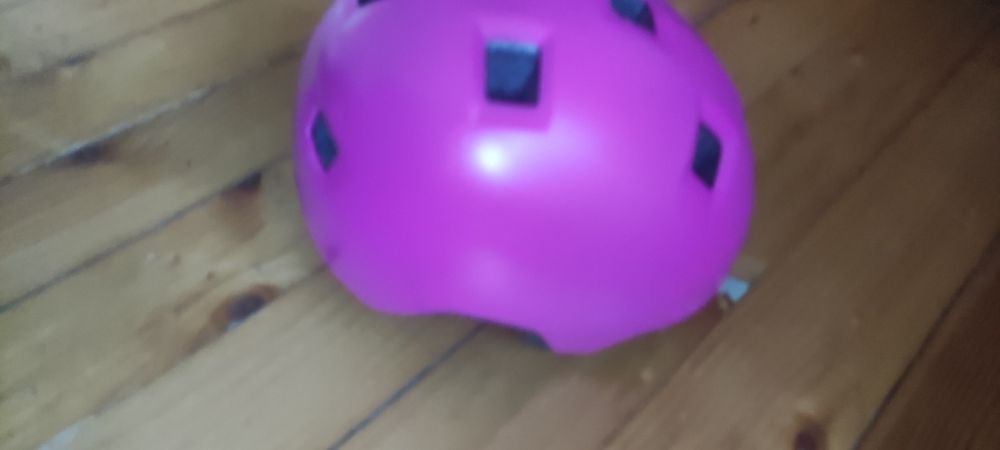 Детска каска за скейтборд, колело, ролери