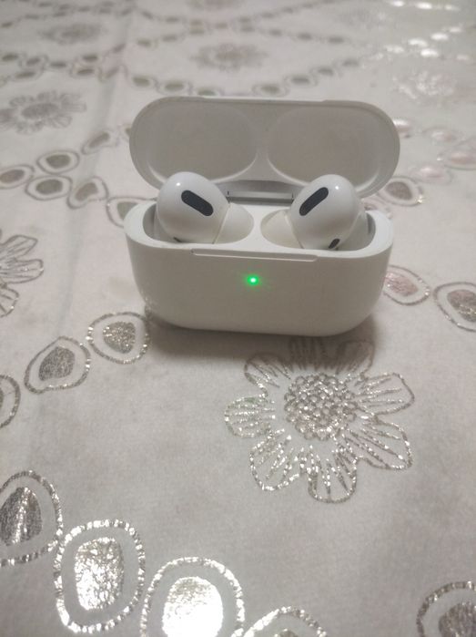 AirPods Pro sotiladi