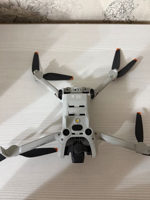 Дрон DJI mini 4 pro Fly More Combo (DJI RC 2)