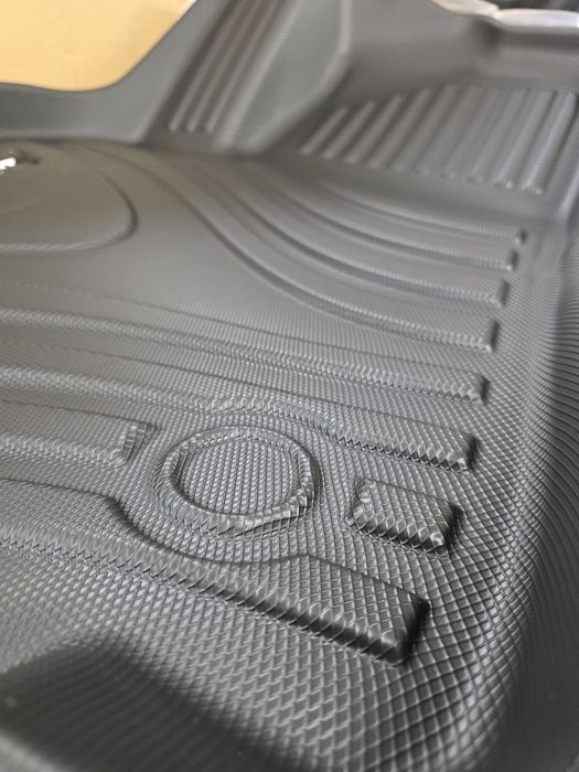 К-кт 3 части 3D трислойни TPE стелки за Tesla Model Y (2019-2023), NOVSIGHT, черни
