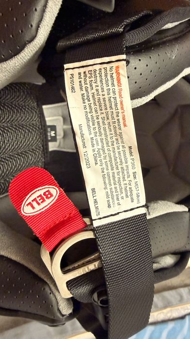 Продается  Bell Rogue Helmet (мотошлем)