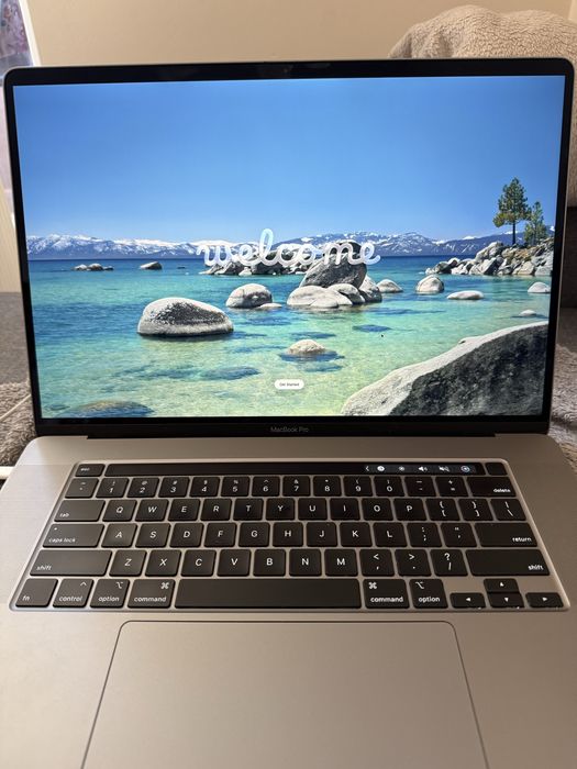 Mac Book Pro 16” 2021 core i7
