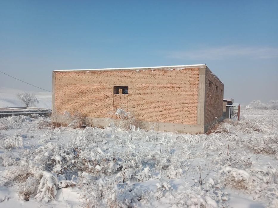 Продается не достроенный дом