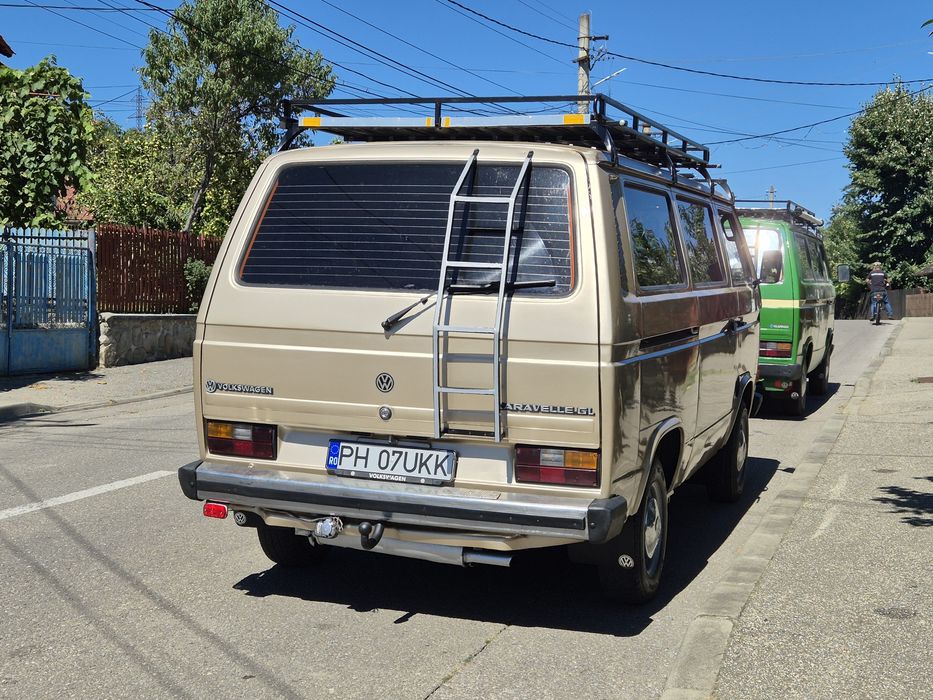 VOLKSWAGEN Transporter 1986 — imagine 3