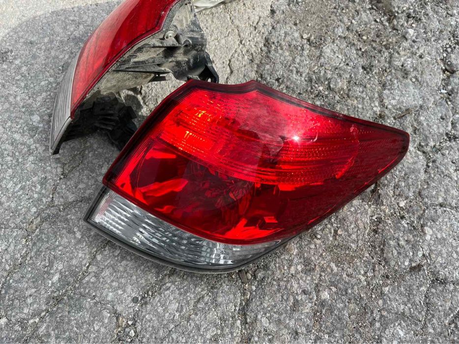 Ляв десен външен стоп Subaru Legacy V 2009-2014 оригинални за брой