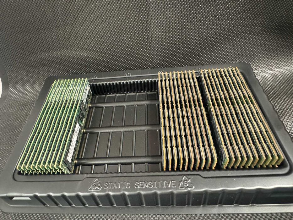 DDR3 16GB 1866Mhz ECC RDIMM Samsung Memorie RAM Server