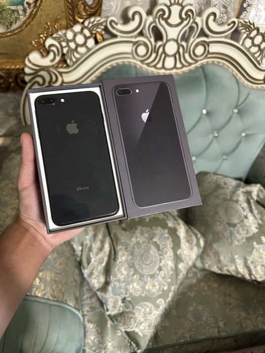 Продам телефон Айфон 8 Plus 256Gb