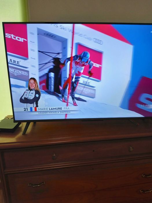 TCL 43Qled 4K като нов.