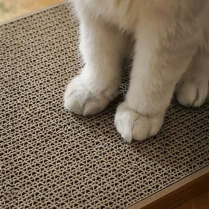 Чесалка / Драскало ъглово с топка, дъска за драскане от котка