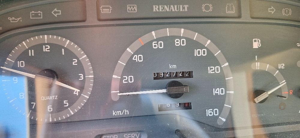 Рено Трафик КАТО НОВ 2.2 бензин