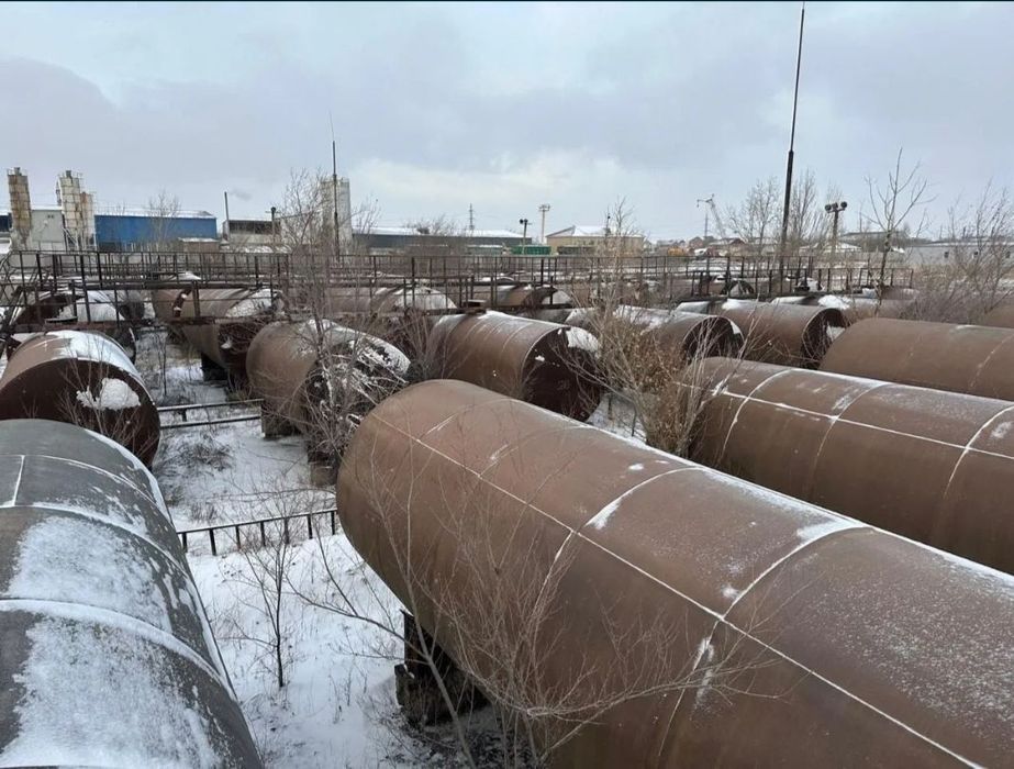 Цистерна ёмкость бочка резервуар.