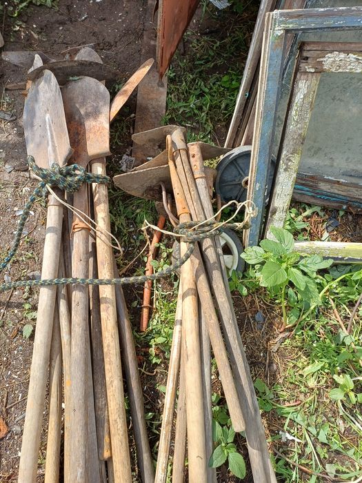 Продам садоводачные инструменты.