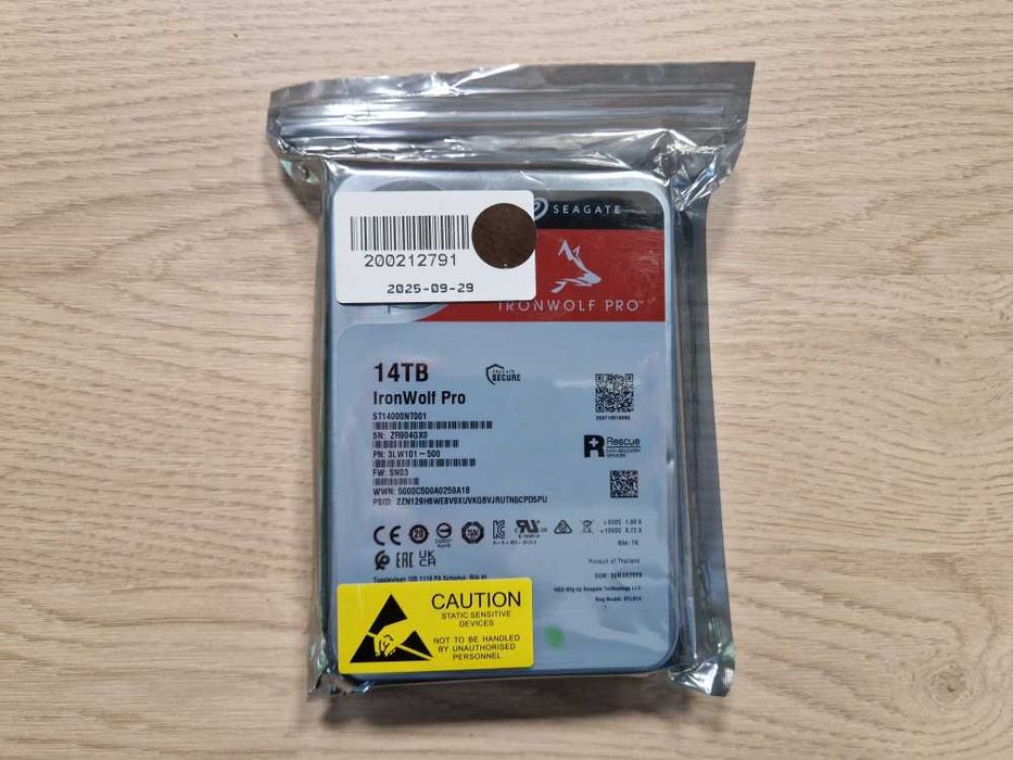 Seagate IronWolf Pro ST14000NT001 – 14TB NAS твърд диск