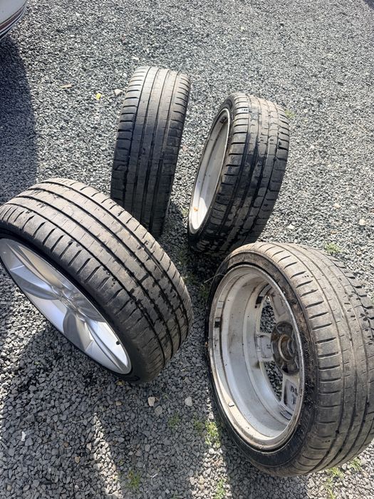 Jante aliaj R18 5x114.3 + anvelope 215/40 R18 – stare foarte bună