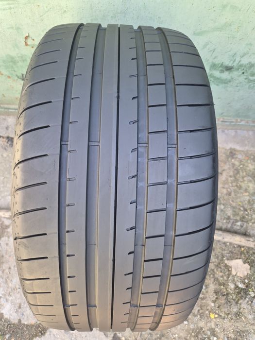 275 35 19 O BUCATA Anvelopa de vară Goodyear Runflat Eagle F1
