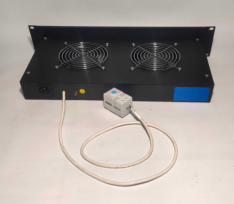 Triton охладител за шкаф RM2u-19“, гаранция, цената е с вкл. ДДС