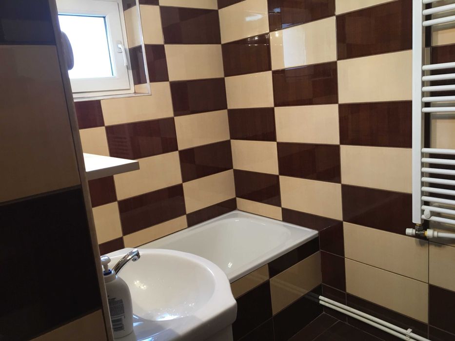 Apartament 2 camere decomandat et.2/4