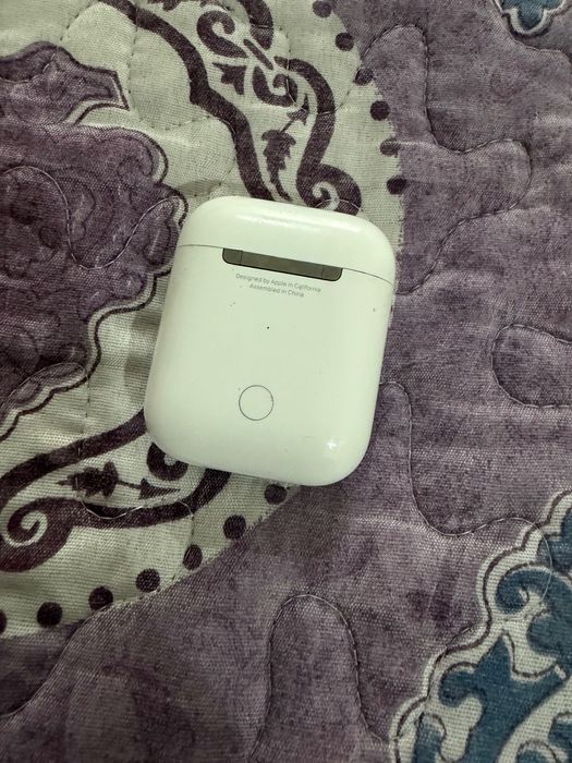 Продаю AirPods 2