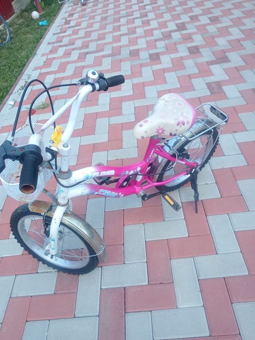 Vând 3 biciclete