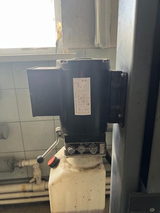 Автоподъемник продажа 3500кг Launch