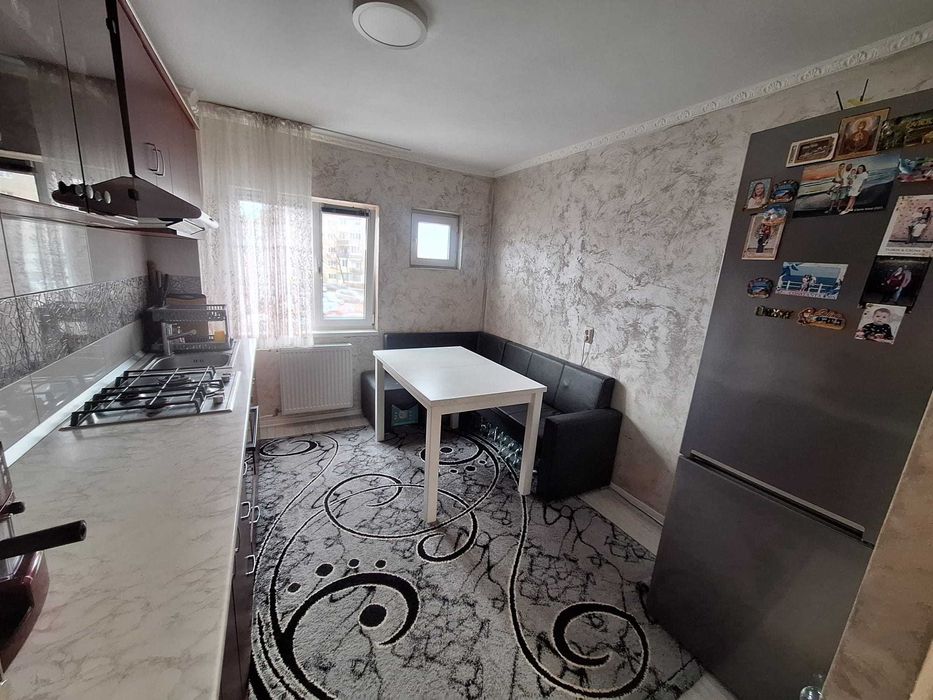 Apartament cu 2 camere et 1 Rogerius
