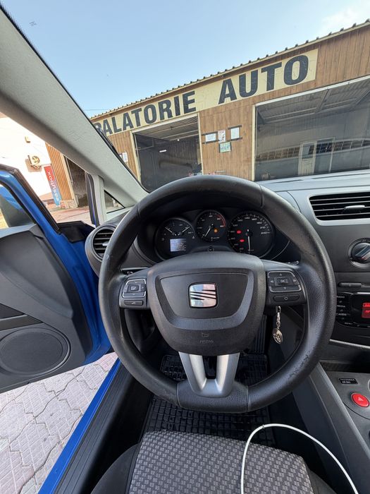 Seat leon 1.9tdi mai multe detali la telefon
