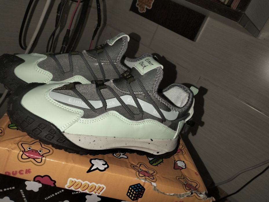 Кроссовки новые 34 р