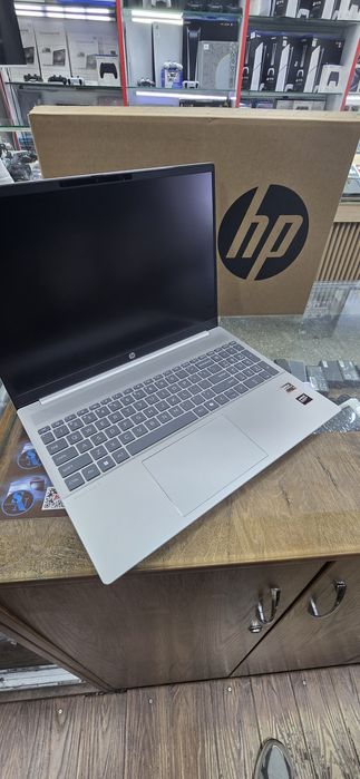 HP OmniBook 5 Laptop 16-ag1xxx