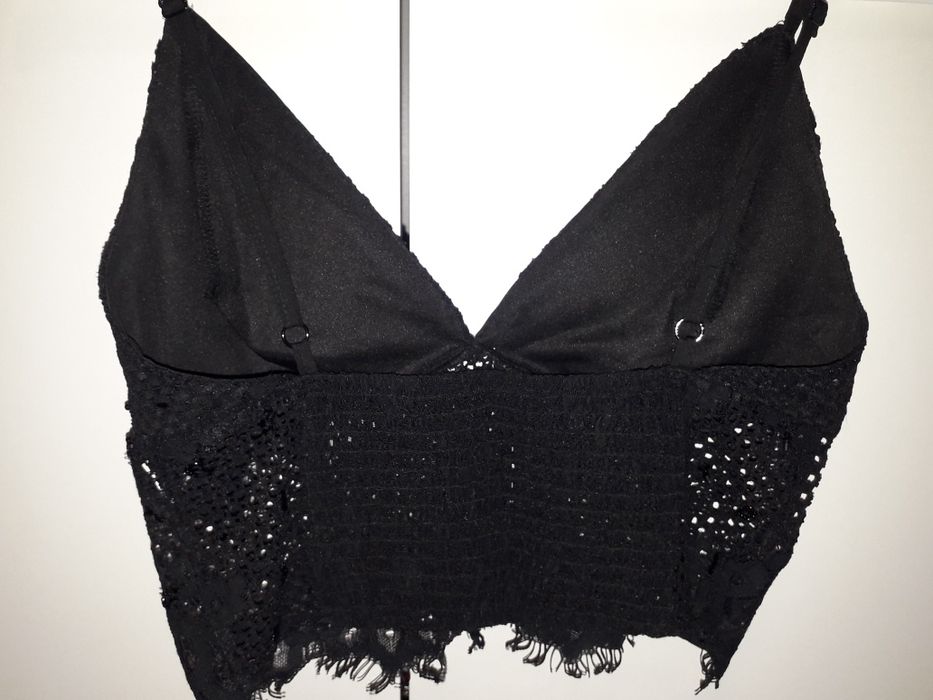 Тениски и топово Зара