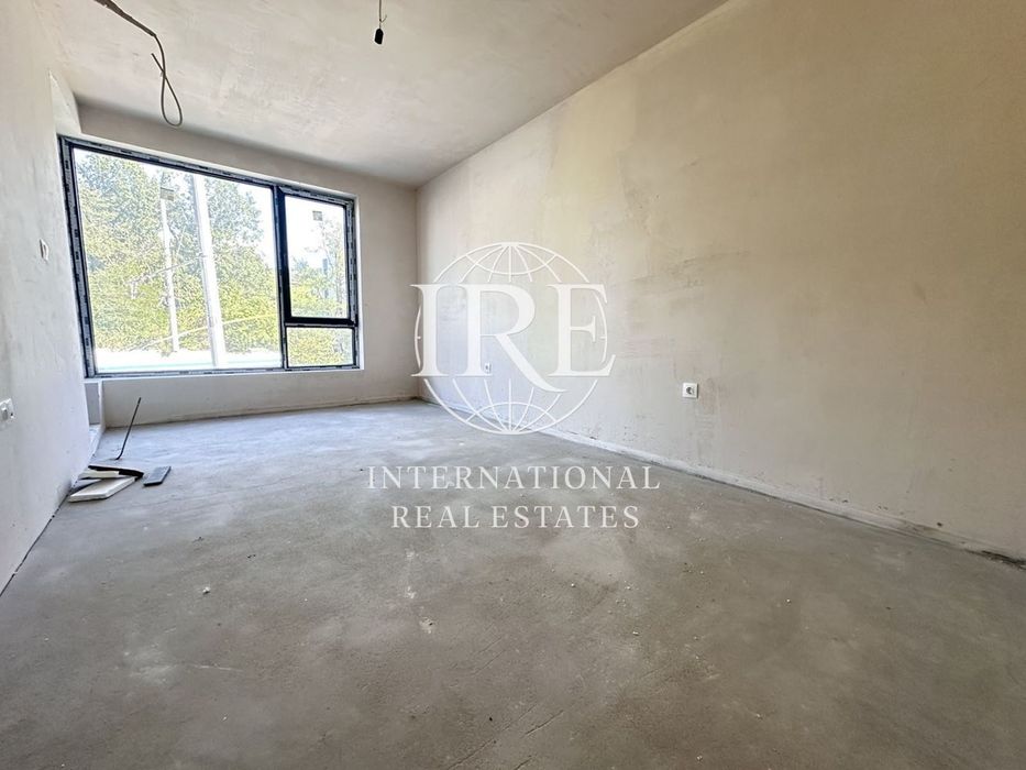 Продава се Двустаен апартамент в Варна, Възраждане 1 - 58 кв.м за 2150 €/кв.м - Снимка #5