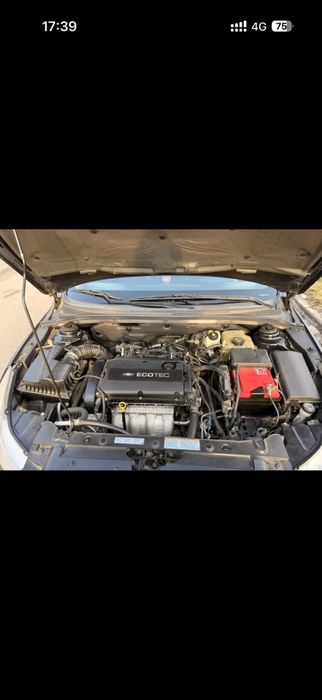 Продам автомобиль Chevrolet Cruze 2013