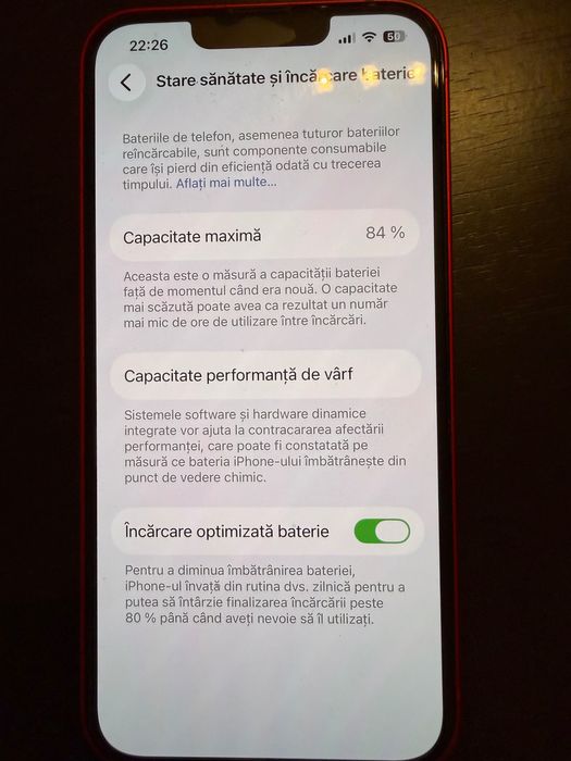 IPhone 14 roșu,în stare foarte buna