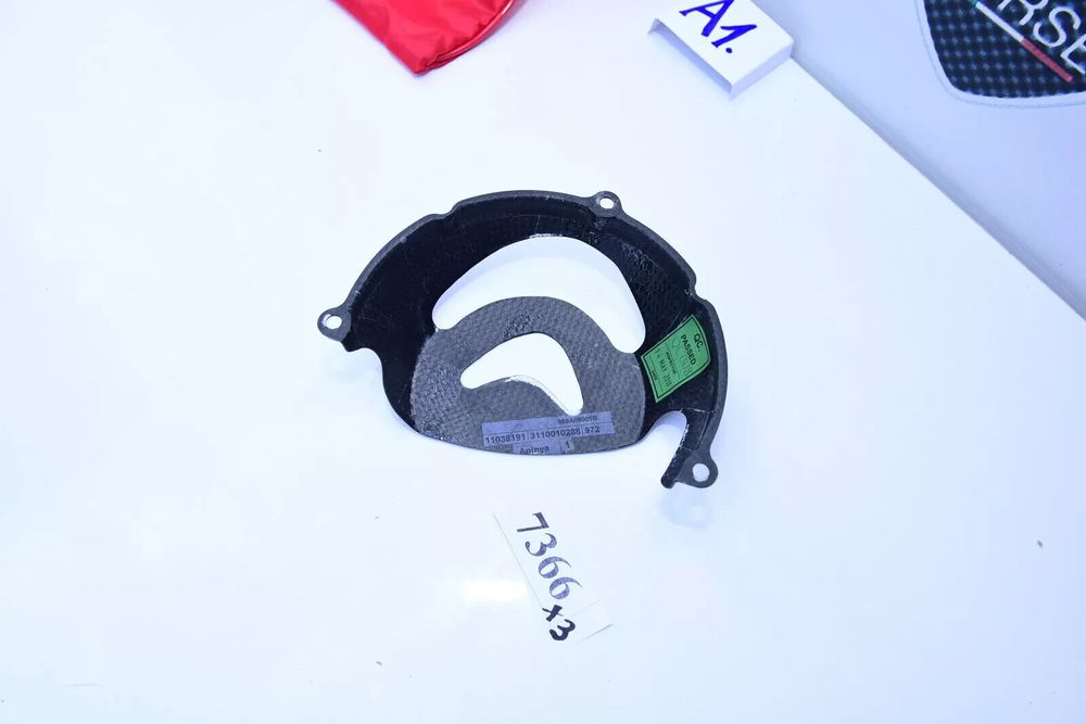 Capac ambreiaj carbon lucios Ducati 1198 / Streetfighter 1098