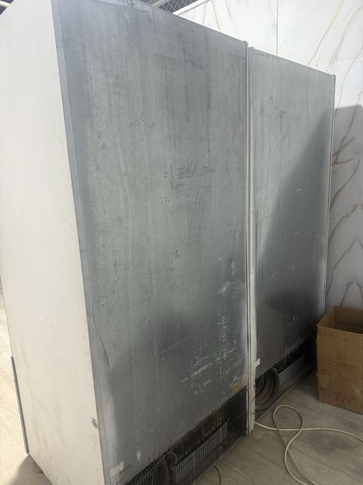 продам ветринный холодильник