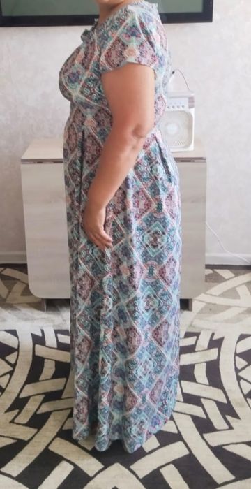 Срочно продам платья