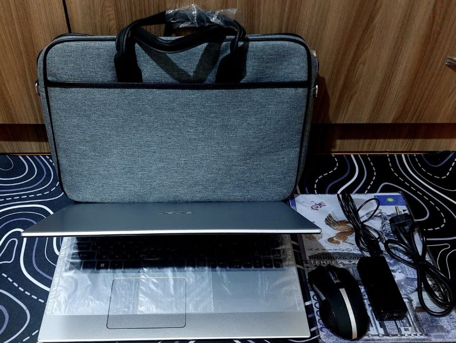 Aser aspire 5 ssd 512gb,8 ozy!!!