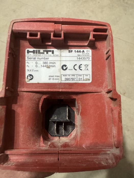 Hilti SF 144-A / masina de gaurit si insurubat