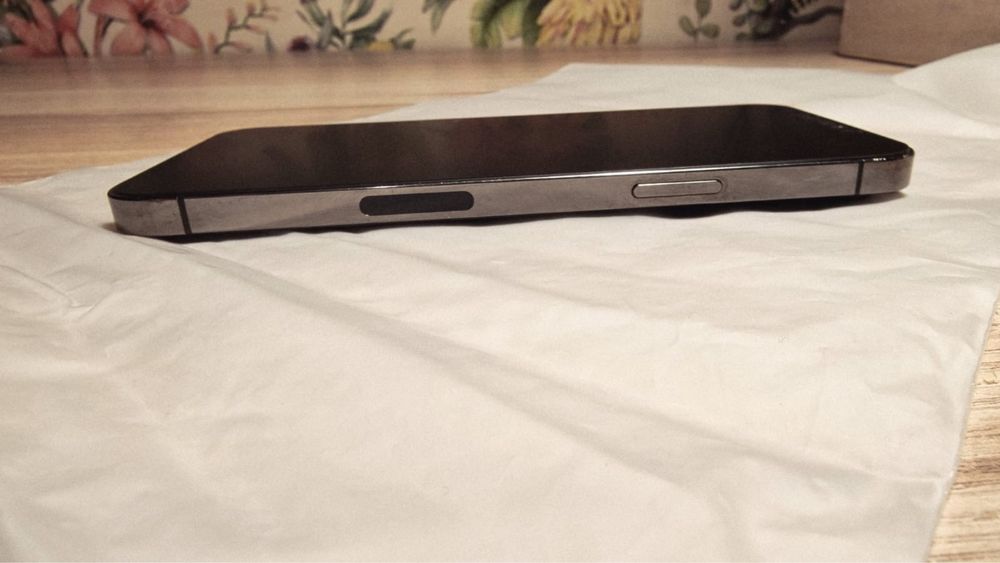 Iphone 12 pro max 128gb трутон фейс работает