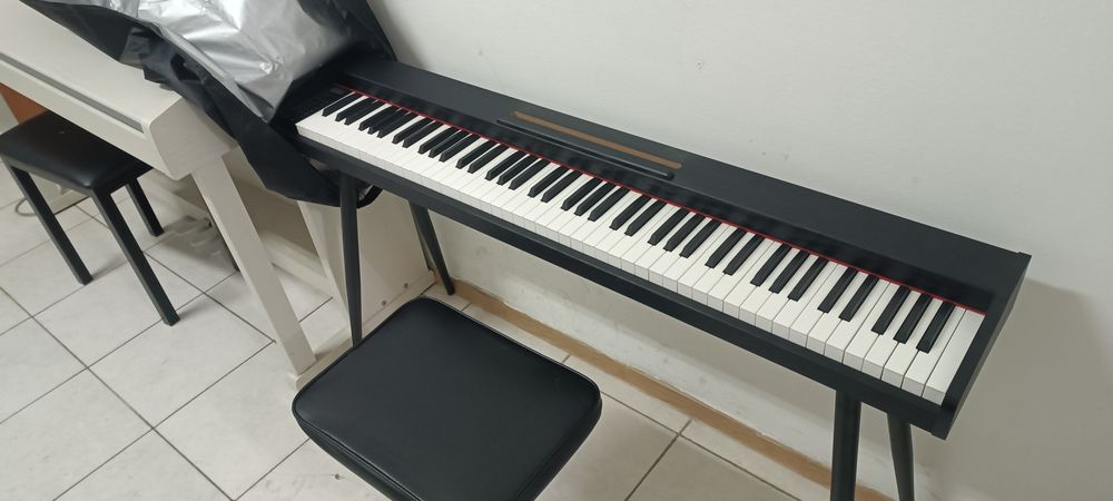 Цифровое пианино