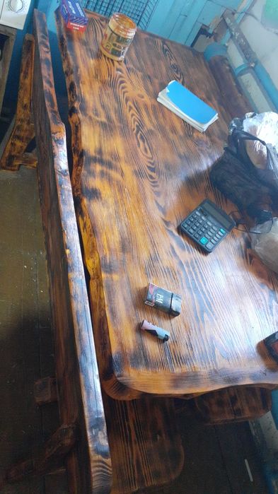 Продам стол с двумя лавочками