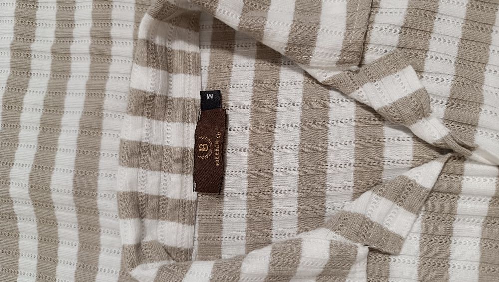 Рубашки мужские стильные