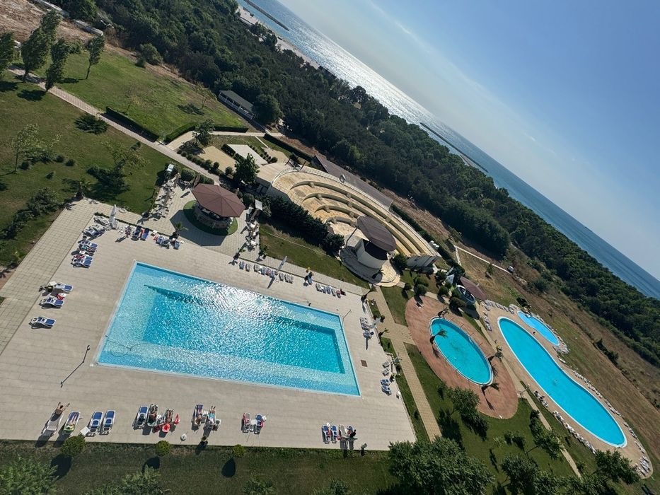 Particular închiriez camera in Blaxy Resort Olimp