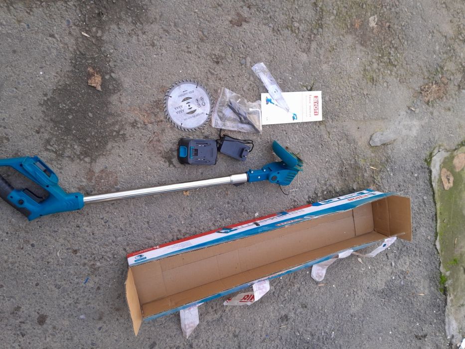 Аккумуляторный триммер BIYOTI BYT-BC53 (2-BC53)