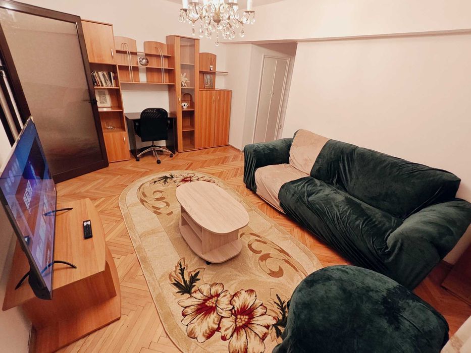Apartament situat central 2 camere de inchiriat